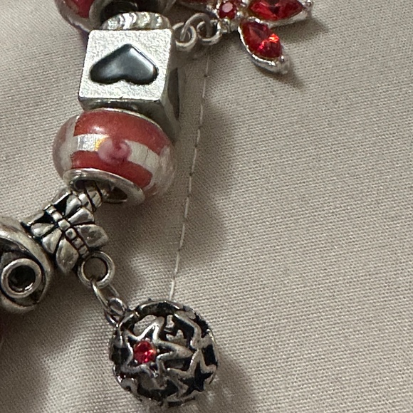 Handmade-NWOT-925 SS plated charm bracelet. Red lamp work beads variety charms - Picture 7 of 12